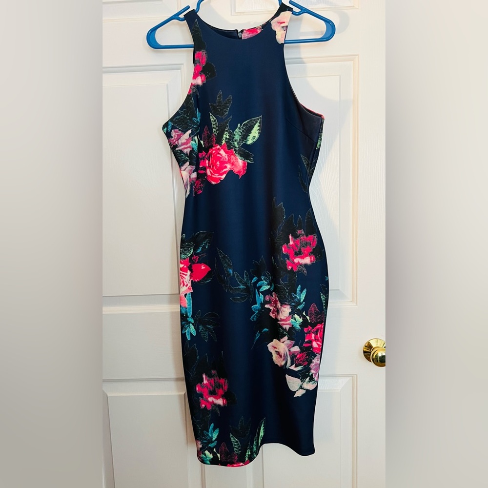 Stretchy midi dress